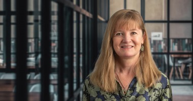 Dr Carol Johns